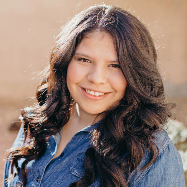 a portrait picture of Dezmey Anderson