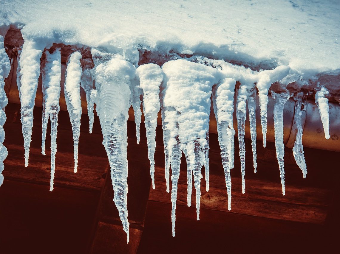 3 Ways to Manage the Effects of Bad Weather on Your Home | HomeVault Manage the Effects of Bad Weather on Your Home
